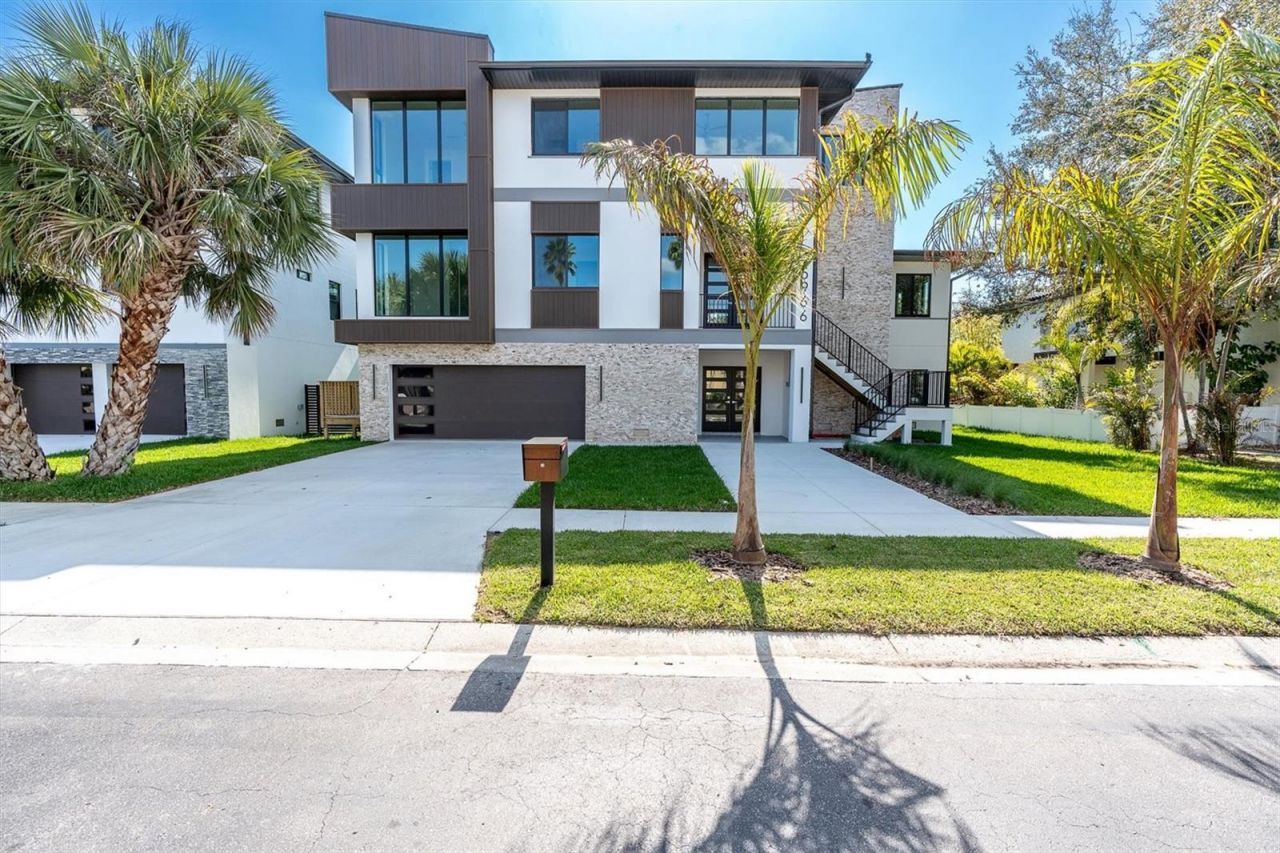 5966 Bayview Circle S, Gulfport, FL 33707 Photo