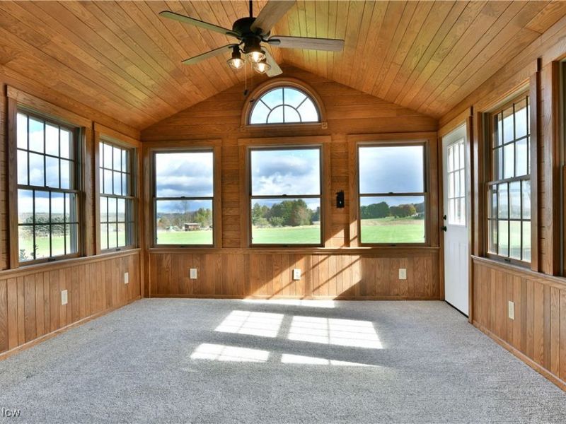 2486 Waynewood Drive NE, Fowler, OH 44418 Photo 16