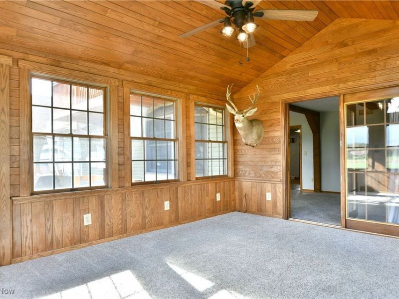 2486 Waynewood Drive NE, Fowler, OH 44418 Photo 17