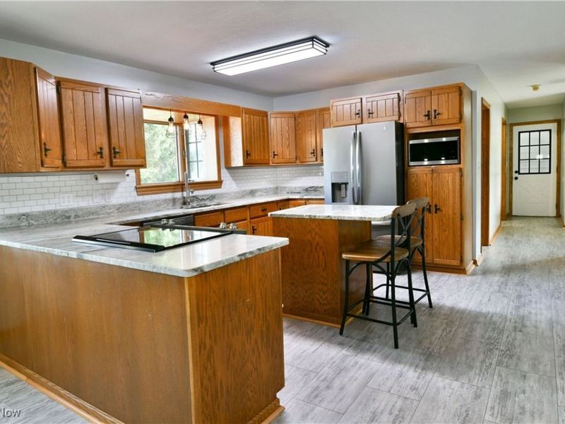 2486 Waynewood Drive NE, Fowler, OH 44418 Photo 18