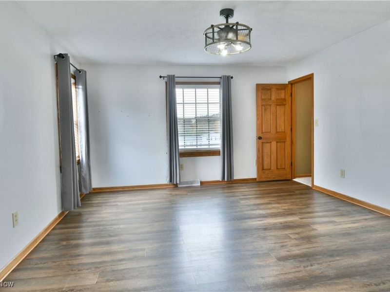 2486 Waynewood Drive NE, Fowler, OH 44418 Photo 27