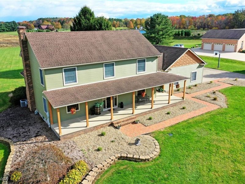 2486 Waynewood Drive NE, Fowler, OH 44418 Photo 3