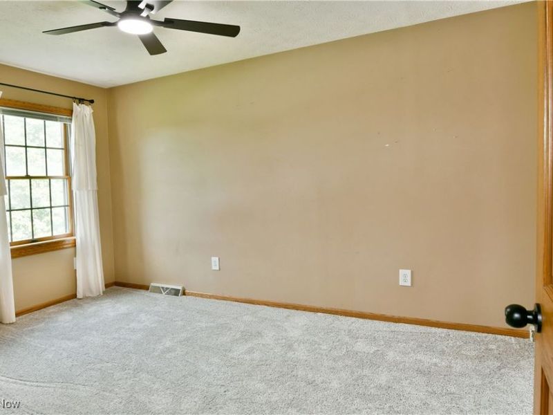 2486 Waynewood Drive NE, Fowler, OH 44418 Photo 42