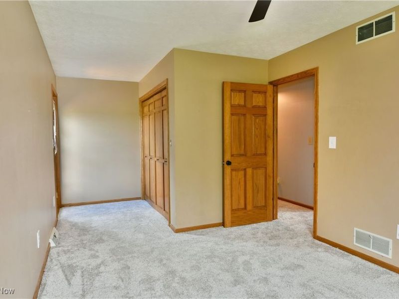 2486 Waynewood Drive NE, Fowler, OH 44418 Photo 44