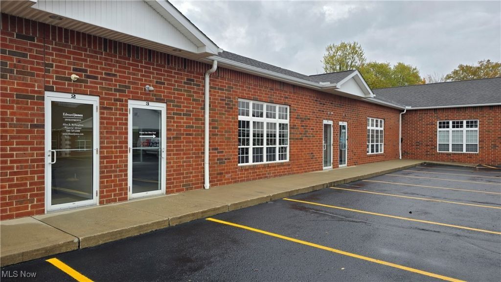 8299 Mayfield Road, Unit 3, Chesterland, OH 44026 Main Photo