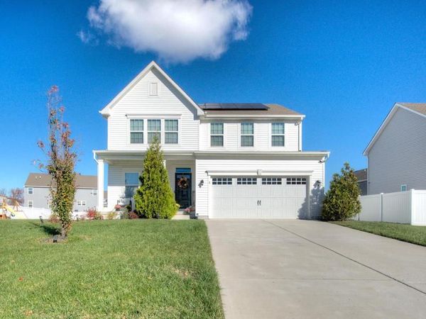 8 EICHMANN WAY, WOODSTOWN, NJ 08098