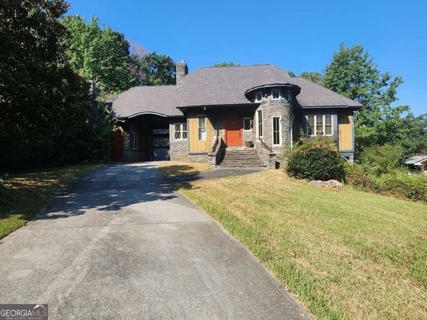 5489 Ahyoka Drive, Morrow, GA 30260