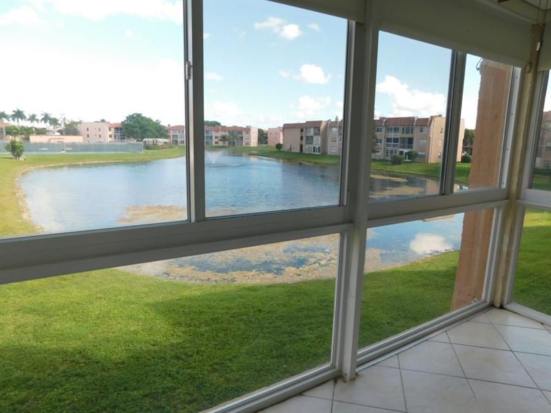 9580 Sunrise Lakes Boulevard, Unit 202, Sunrise, FL 33322 Photo