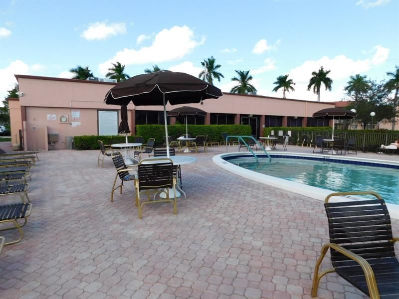 9580 Sunrise Lakes Boulevard, Unit 202, Sunrise, FL 33322 Photo