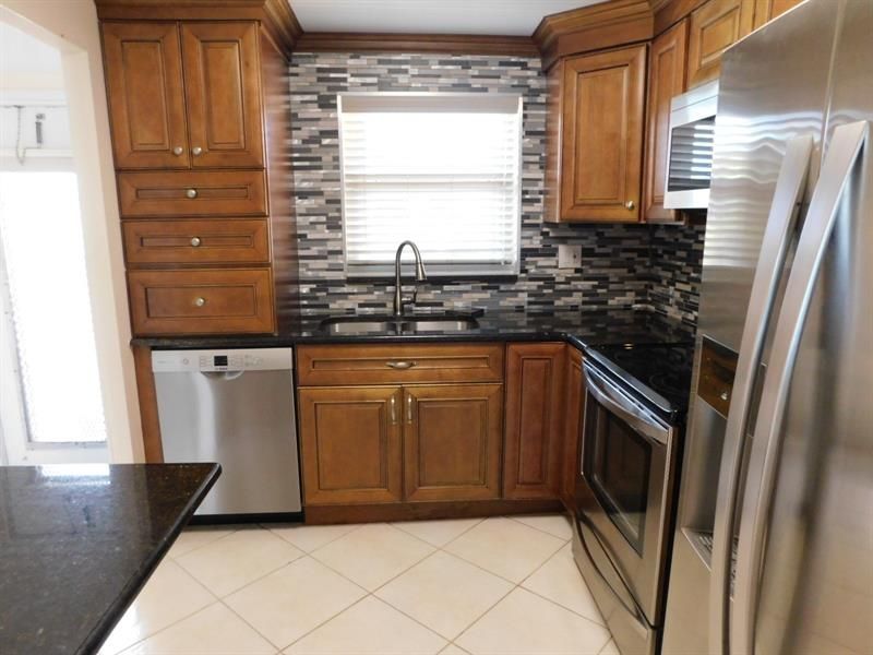 9580 Sunrise Lakes Boulevard, Unit 202, Sunrise, FL 33322 Photo