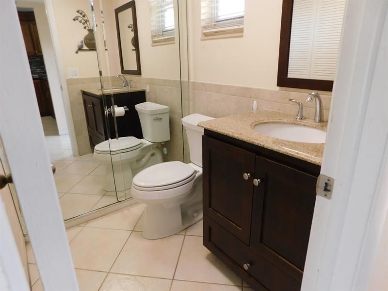 9580 Sunrise Lakes Boulevard, Unit 202, Sunrise, FL 33322 Photo