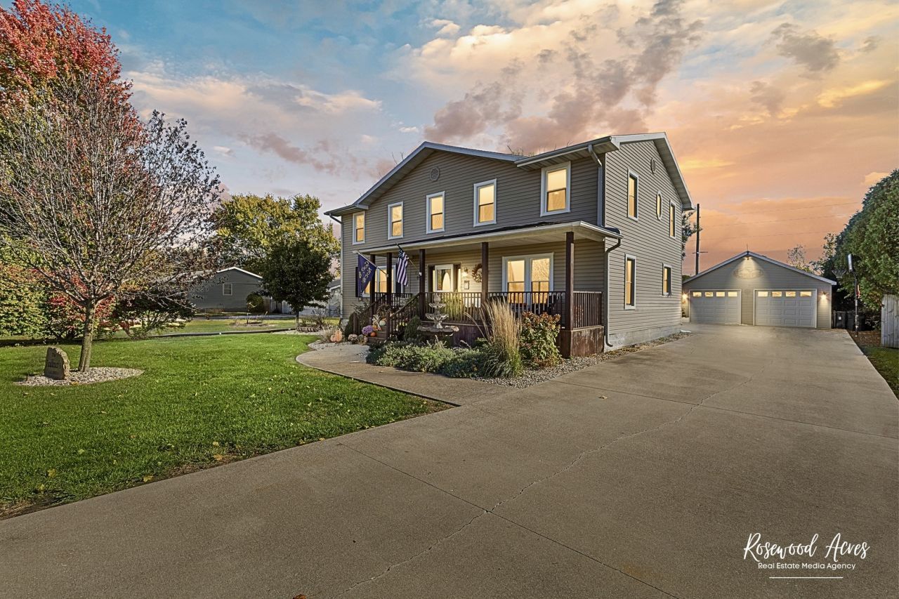 104 W Cottage Street, Sheldon, IL 60966 Main Photo