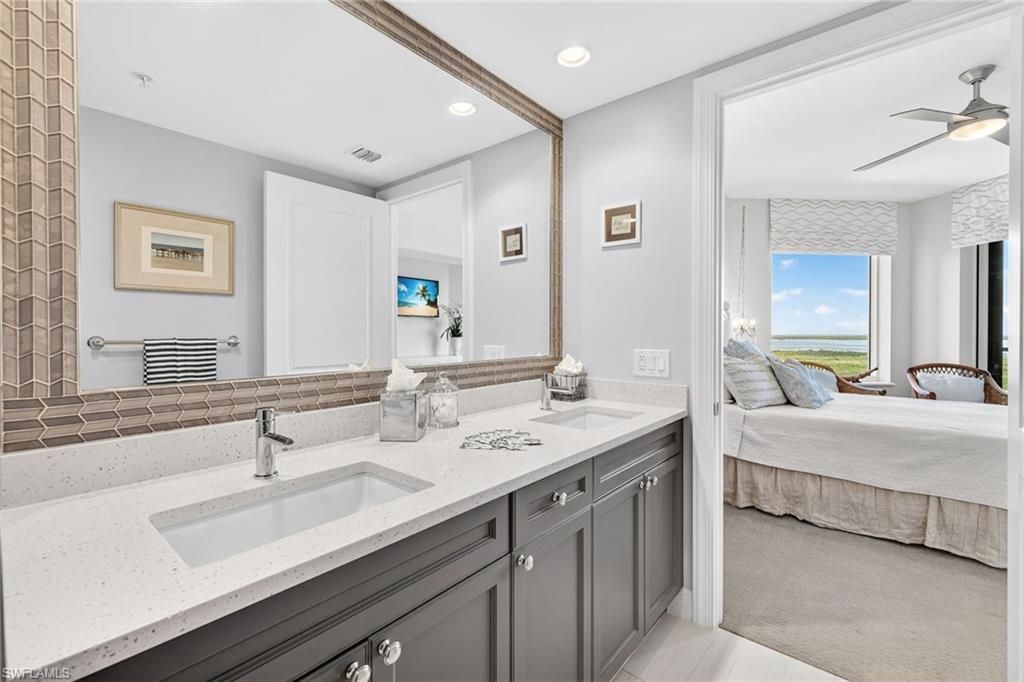 23850 Via Italia Cir, Unit 1105, Estero, FL 34134 Photo