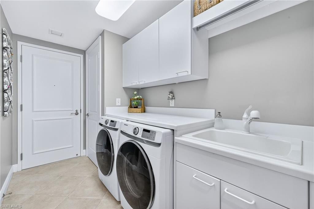 23850 Via Italia Cir, Unit 1105, Estero, FL 34134 Photo