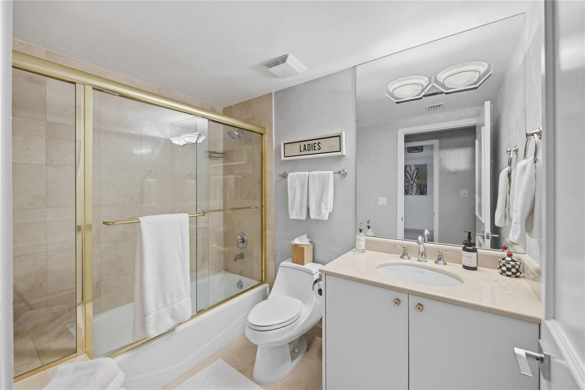 2110 N Ocean Boulevard, Unit 9D, Fort Lauderdale, FL 33305 Photo