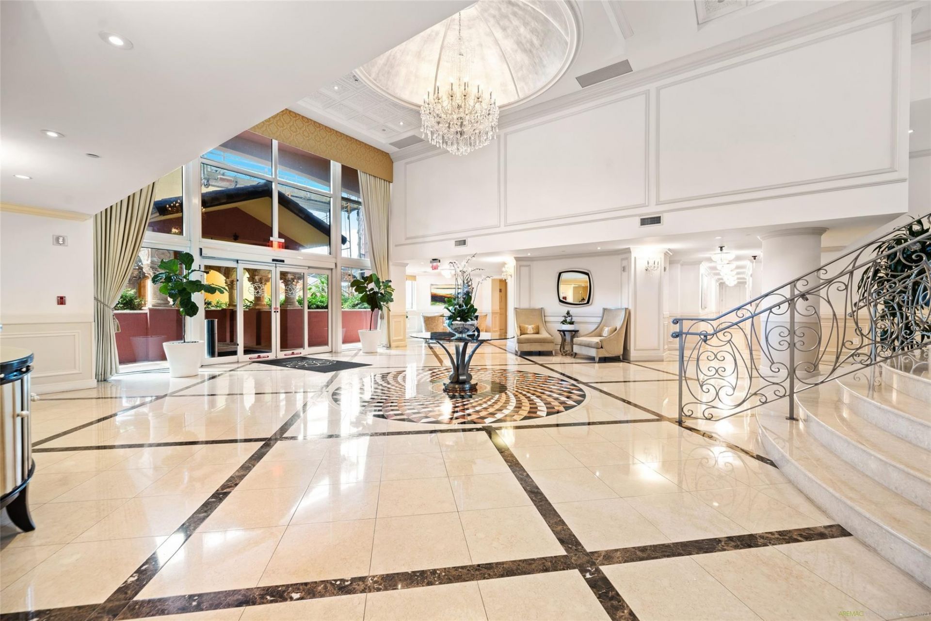 2110 N Ocean Boulevard, Unit 9D, Fort Lauderdale, FL 33305 Photo