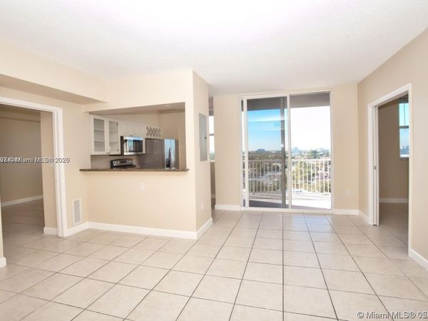 1 Glen Royal Pkwy, Unit 905, Miami, FL 33125