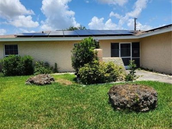 207 SE 47th TER, CAPE CORAL, FL 33904