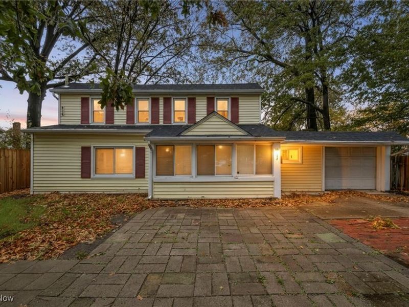 1552 E 254th Street, Euclid, OH 44117 Photo 1