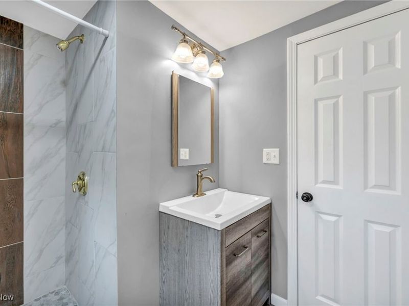 1552 E 254th Street, Euclid, OH 44117 Photo 26