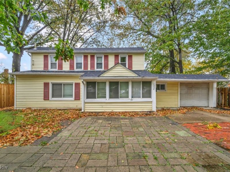 1552 E 254th Street, Euclid, OH 44117 Photo 3