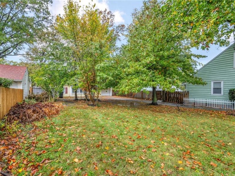 1552 E 254th Street, Euclid, OH 44117 Photo 6