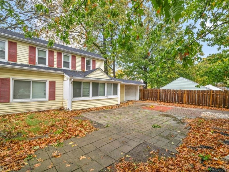 1552 E 254th Street, Euclid, OH 44117 Photo 8