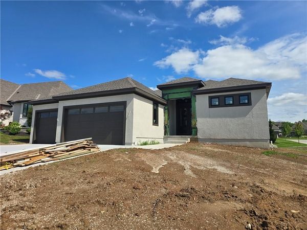 10319 W 151 Terrace, Overland Park, KS 66221