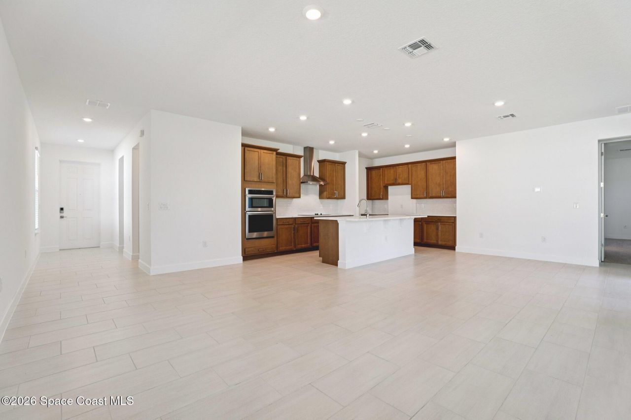 1004 Connolly Lane Ne, Palm Bay, FL 32905 Photo