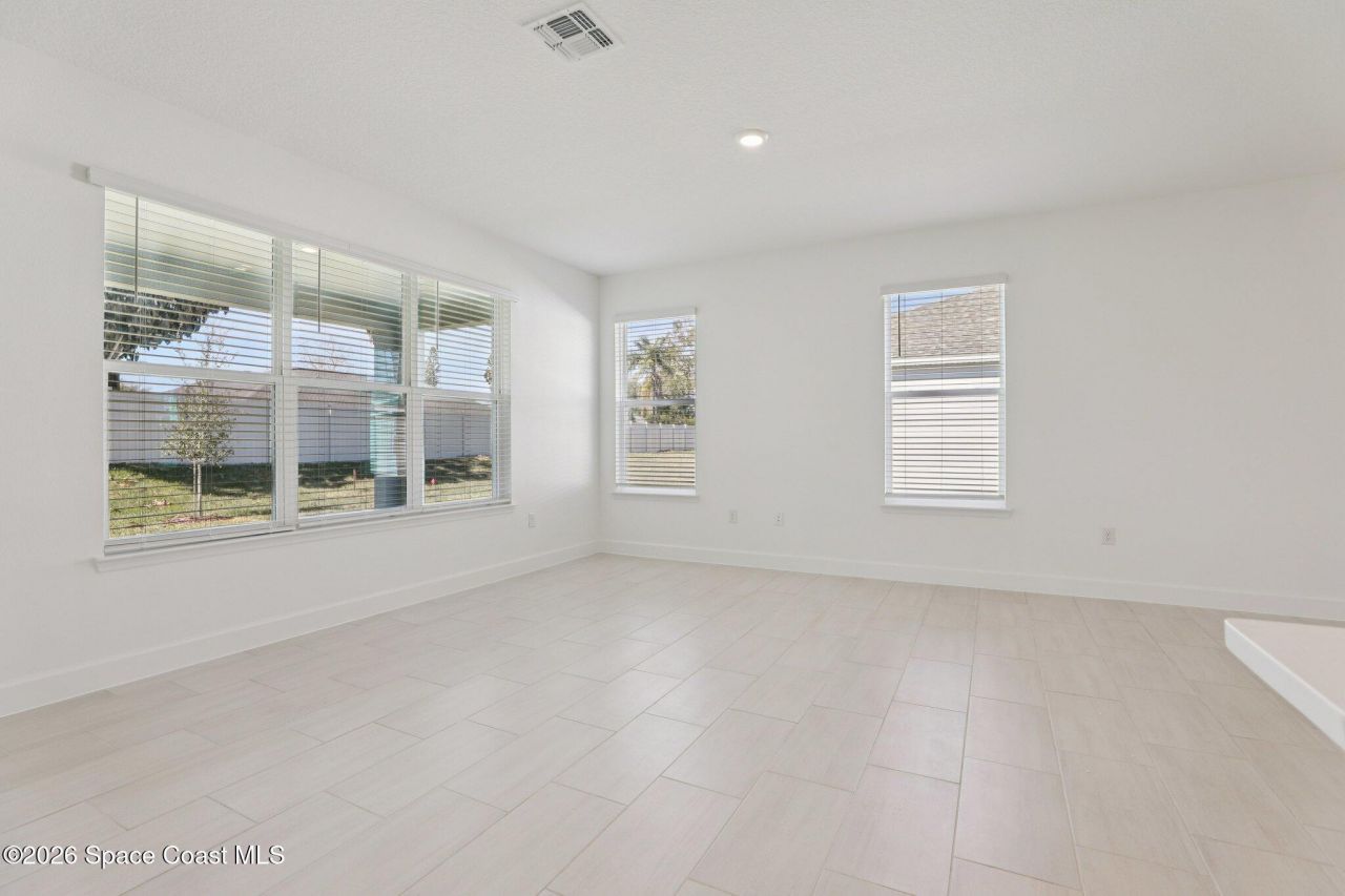 1004 Connolly Lane Ne, Palm Bay, FL 32905 Photo