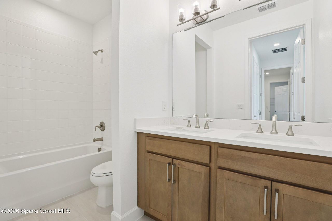 1004 Connolly Lane Ne, Palm Bay, FL 32905 Photo