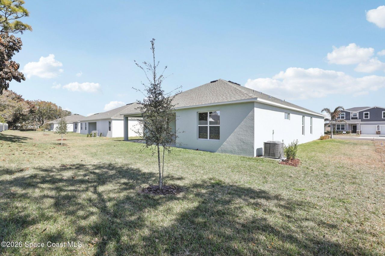 1004 Connolly Lane Ne, Palm Bay, FL 32905 Photo