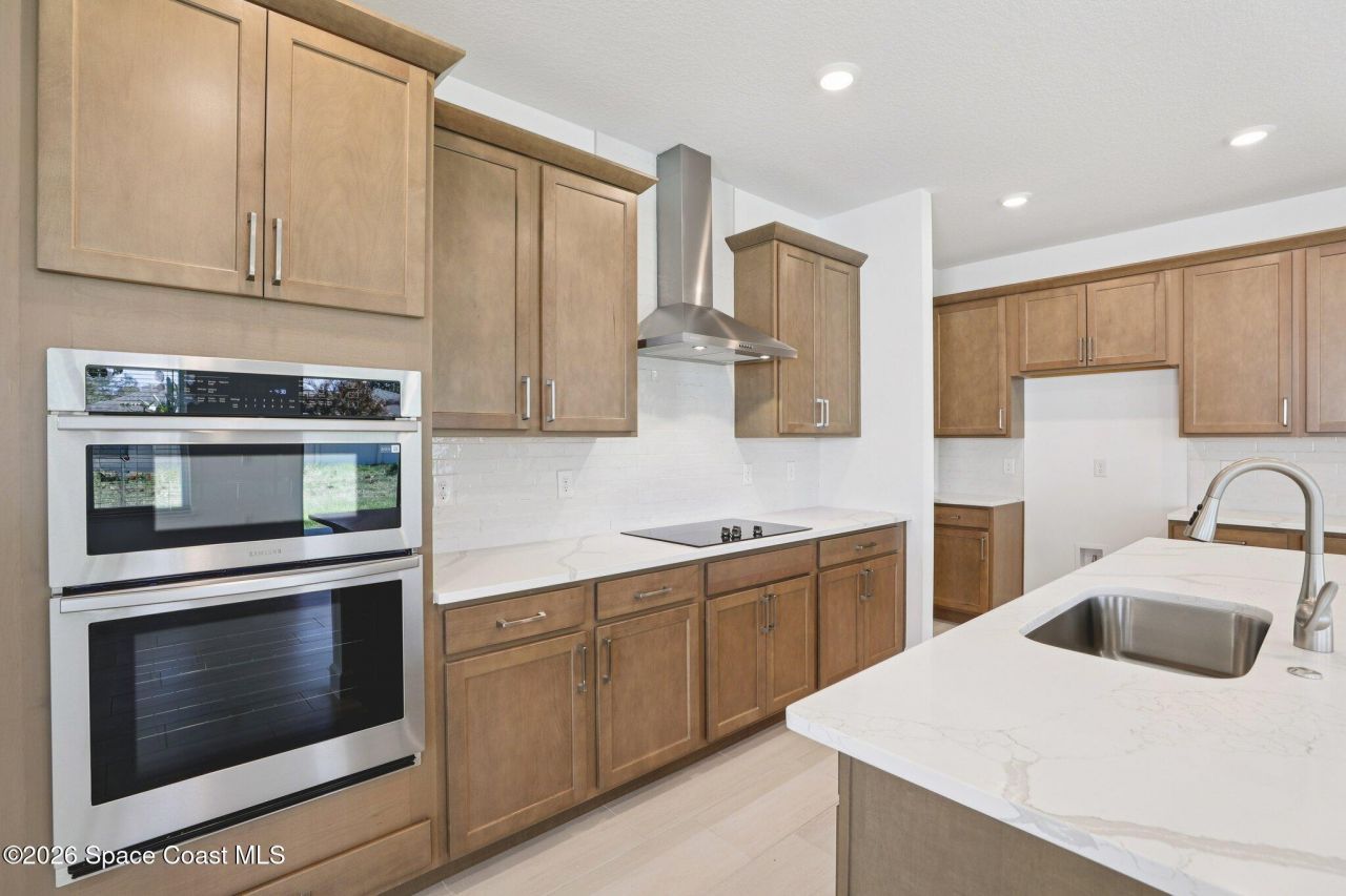 1004 Connolly Lane Ne, Palm Bay, FL 32905 Photo