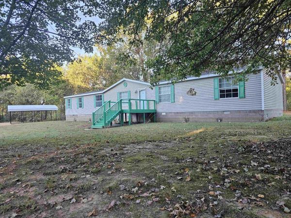 527 SUNNYSIDE RD, Brighton, TN 38011