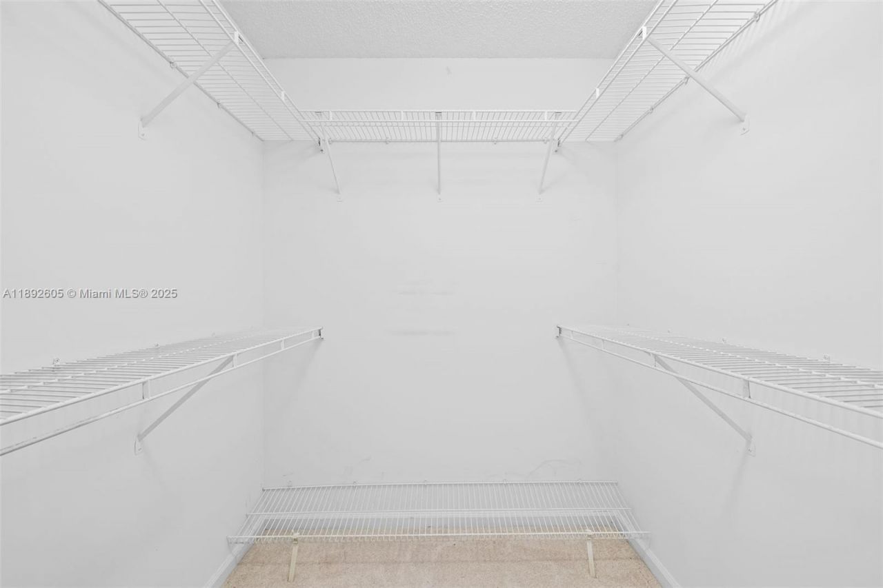 9650 Harbour Lake Cir, Boynton Beach, FL 33437 Photo