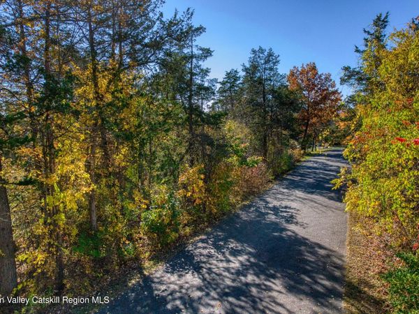 21 Fairy Court, Athens, NY 12015