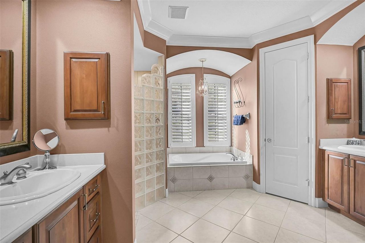 11420 Savannah Lakes Drive, Parrish, FL 34219 Photo