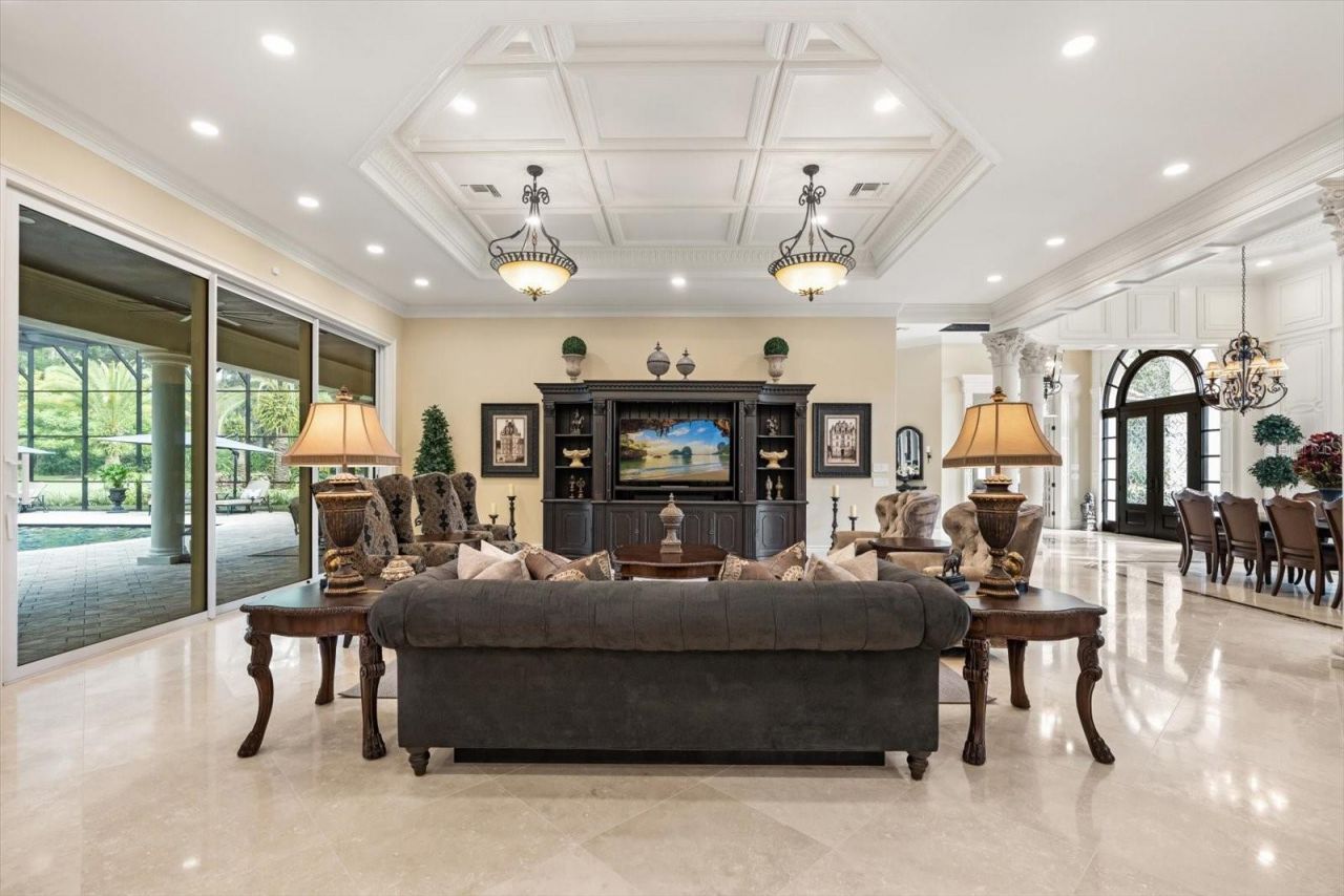 921 Sweetwater Club Boulevard, Longwood, FL 32779 Photo