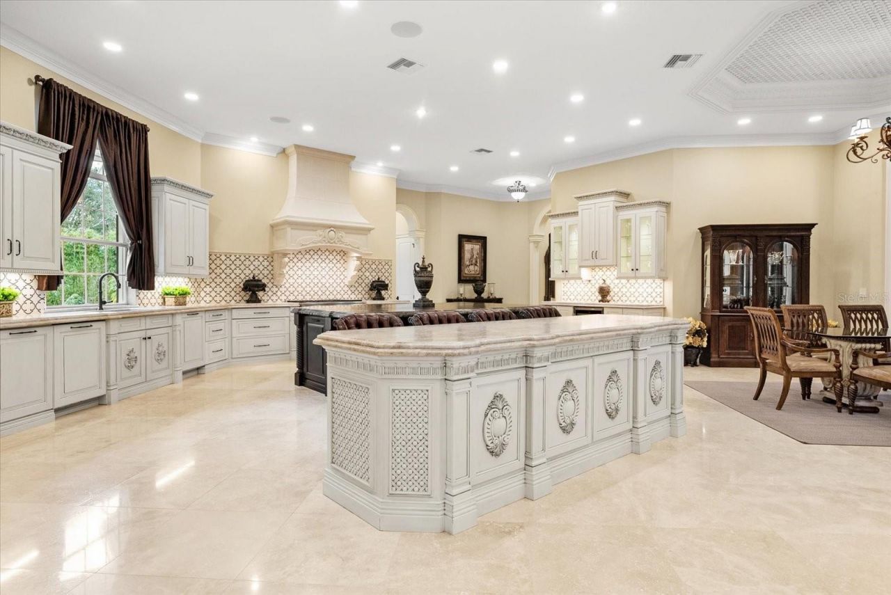 921 Sweetwater Club Boulevard, Longwood, FL 32779 Photo