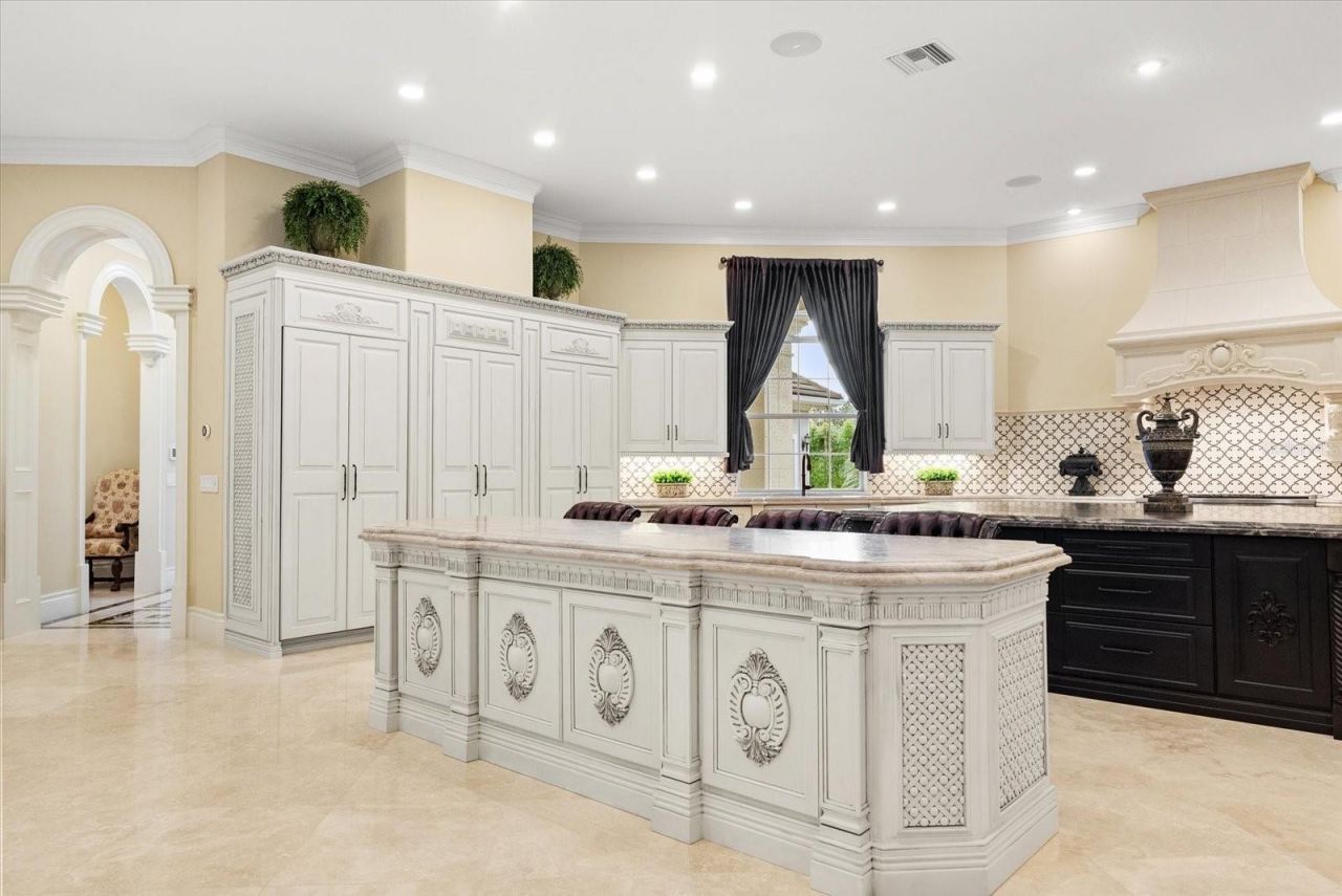 921 Sweetwater Club Boulevard, Longwood, FL 32779 Photo