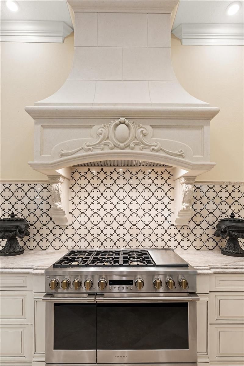 921 Sweetwater Club Boulevard, Longwood, FL 32779 Photo