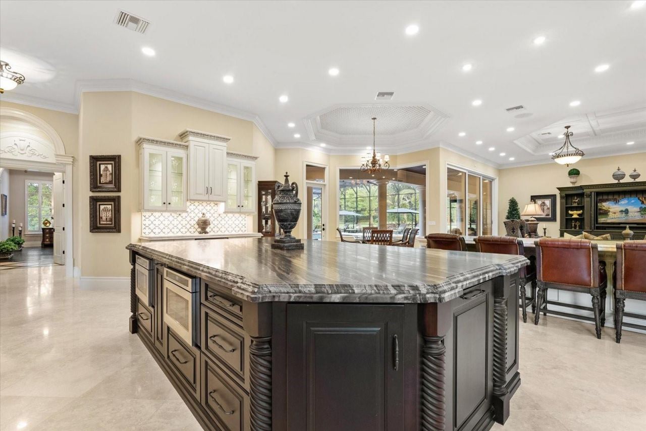 921 Sweetwater Club Boulevard, Longwood, FL 32779 Photo