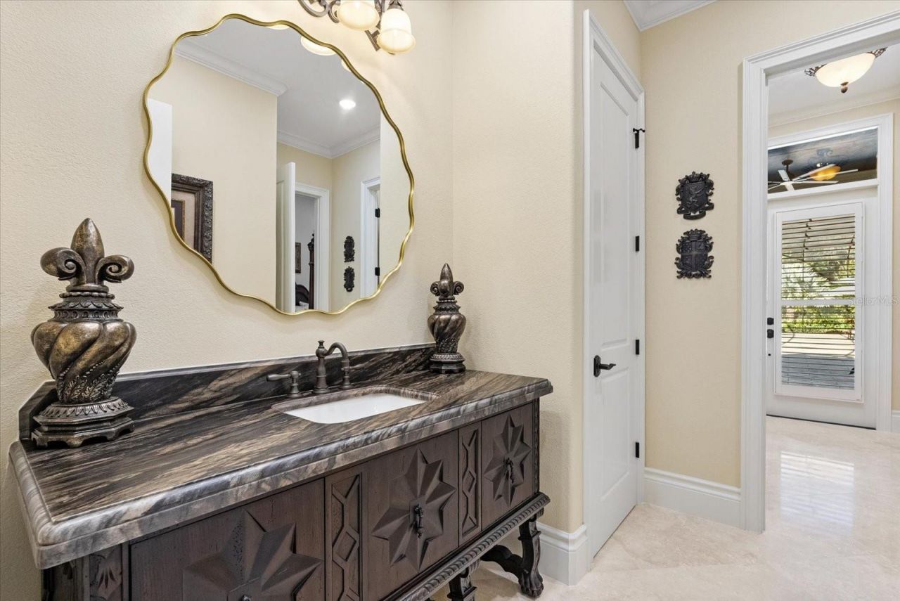 921 Sweetwater Club Boulevard, Longwood, FL 32779 Photo