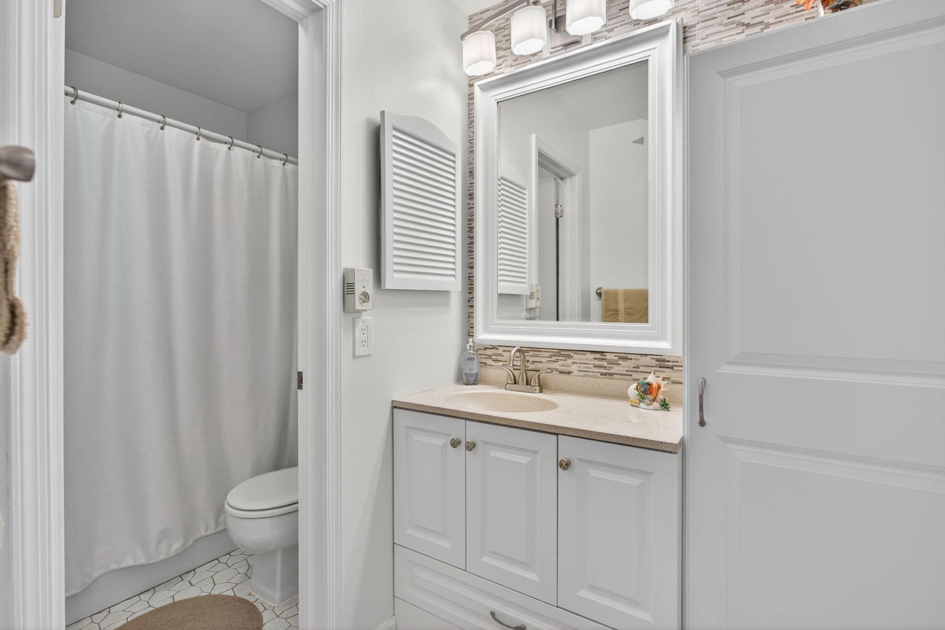 130 Cypress Club Drive, Unit 324, Pompano Beach, FL 33060 Photo