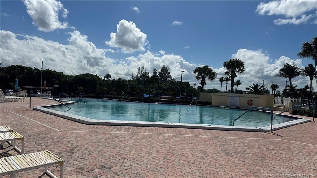 10725 S Ocean Drive, Lot #215, Jensen Beach, FL 34957 Photo