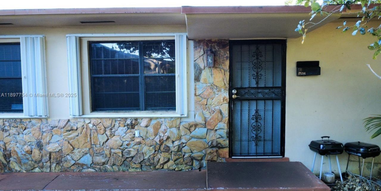 7534/7536 NW 4th Ave, Miami, FL 33150 Photo