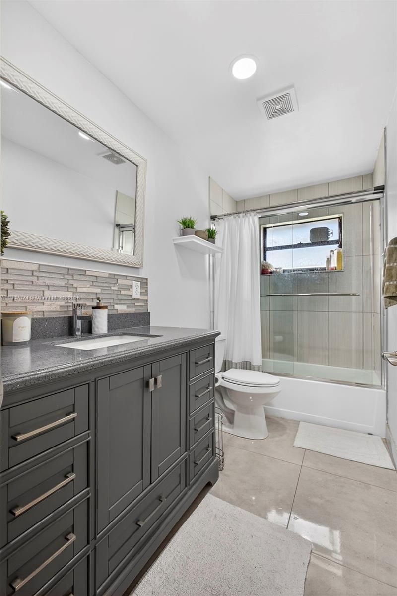 100 Miramar Ave, Royal Palm Beach, FL 33411 Photo