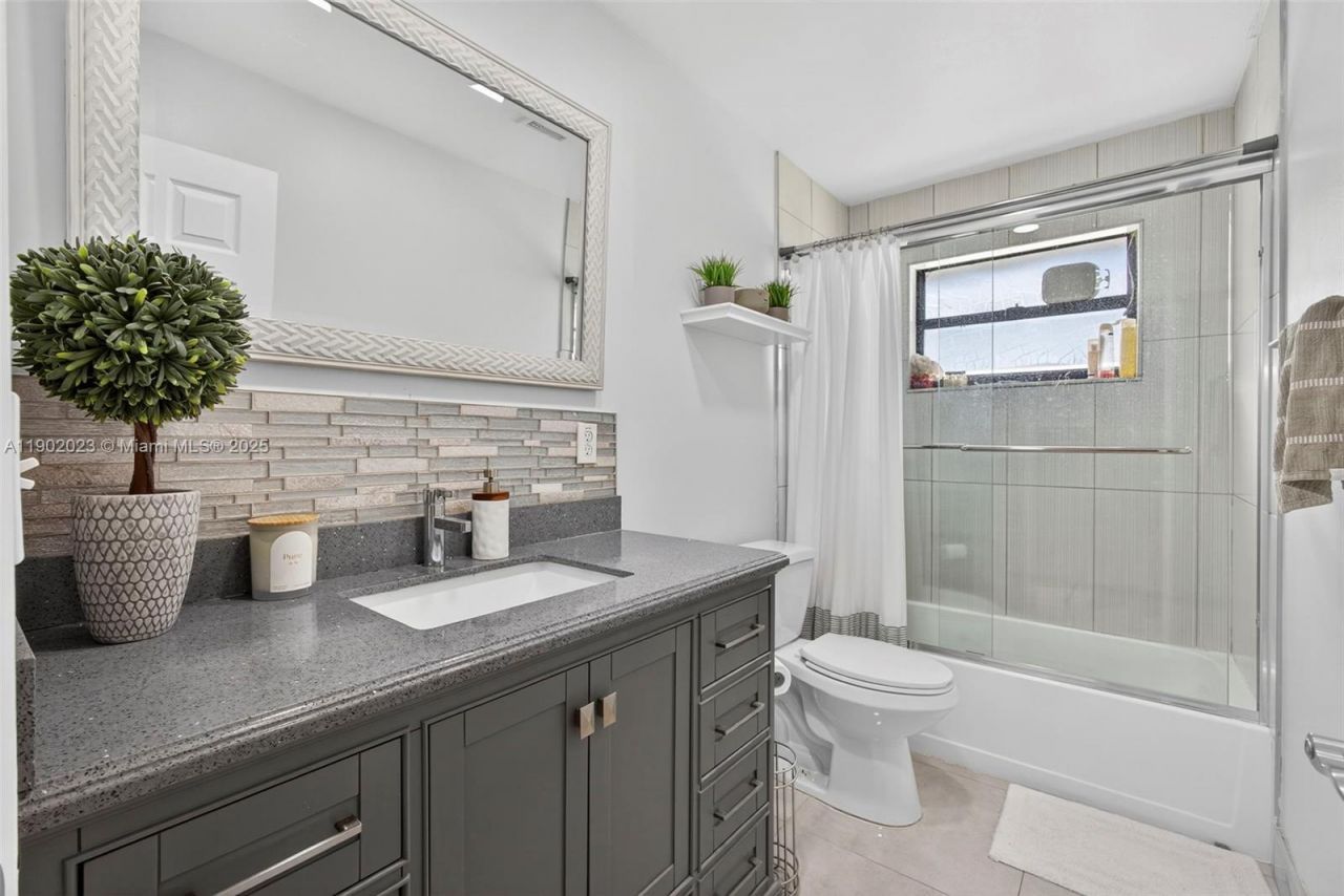 100 Miramar Ave, Royal Palm Beach, FL 33411 Photo