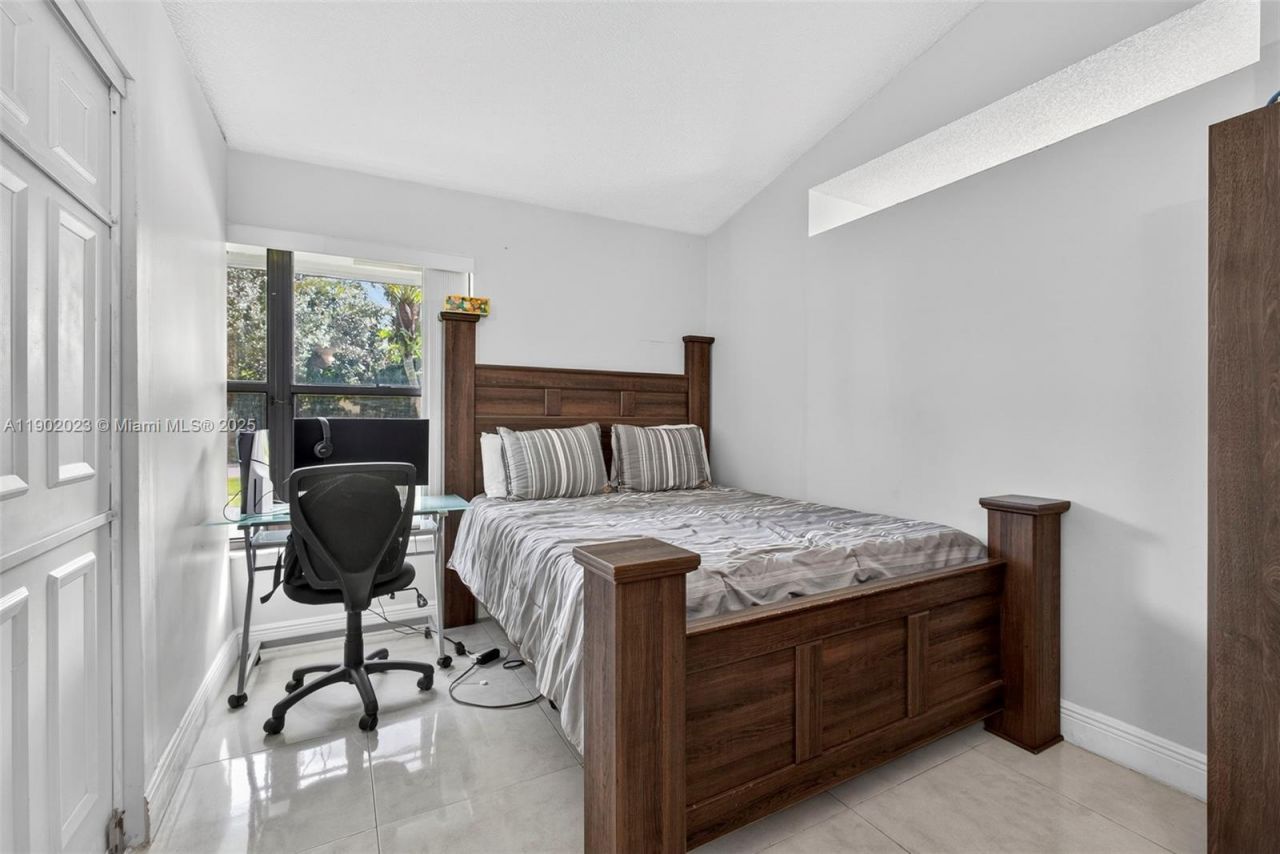 100 Miramar Ave, Royal Palm Beach, FL 33411 Photo