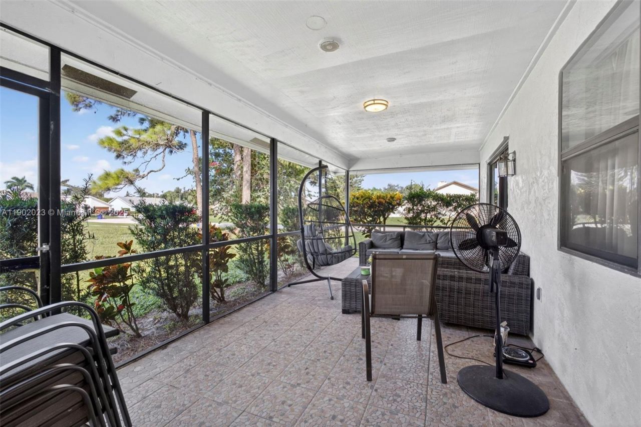 100 Miramar Ave, Royal Palm Beach, FL 33411 Photo